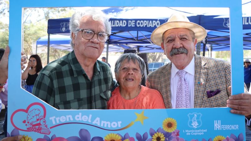 Personas mayores reviven el amor en Copiapó