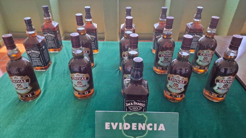 Desarticulan red de venta ilegal de whisky en Caldera