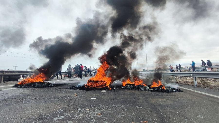 Pescadores de Caldera bloquean ruta exigiendo avance en ley pesquera